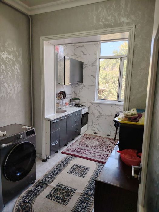 Olmazor tumani Qora qamish 2/1 da 5 xonali dom sotiladi