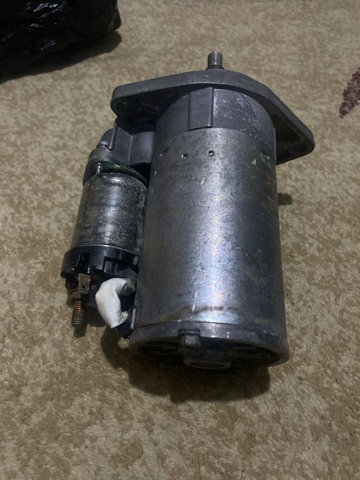 Продам стартер для ВАЗ дешего, срочно