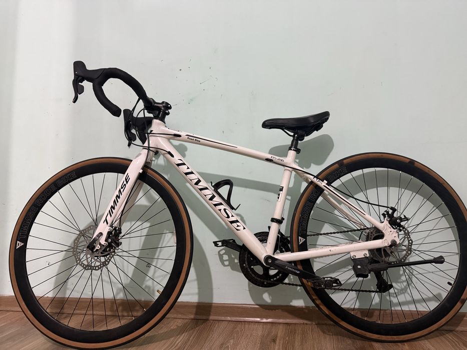 Шоссейный велосипед продам срочно