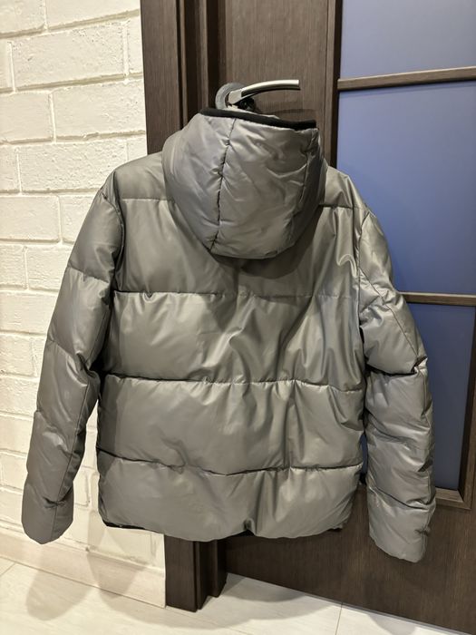Продам укороченный пуховик, отличное состряние