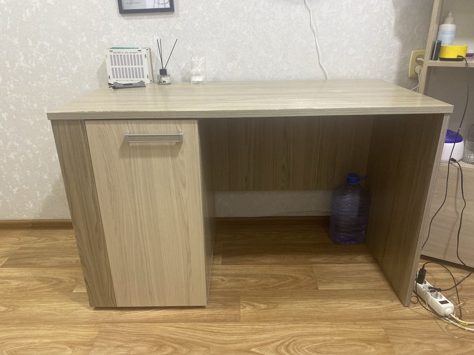 Продам Стол письменный