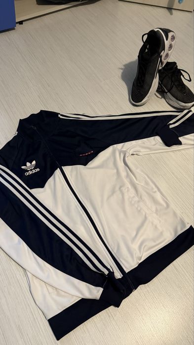 ОРИГИНАЛНО Яке Adidas Originals x DUKES Track Jacket