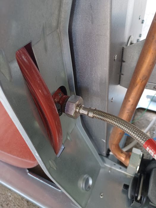 Centrala    Buderus Logamax U042