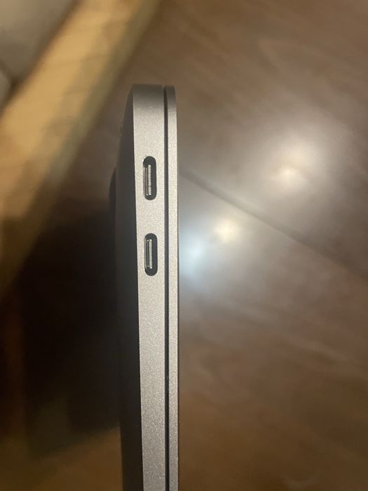 Macbook air 13 256 gb + magic mouse