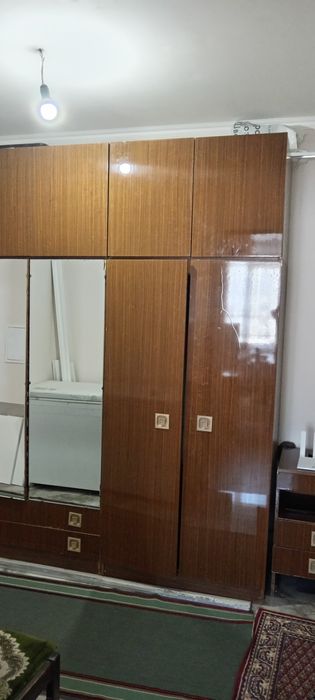 Мебель для гостиной и спальни