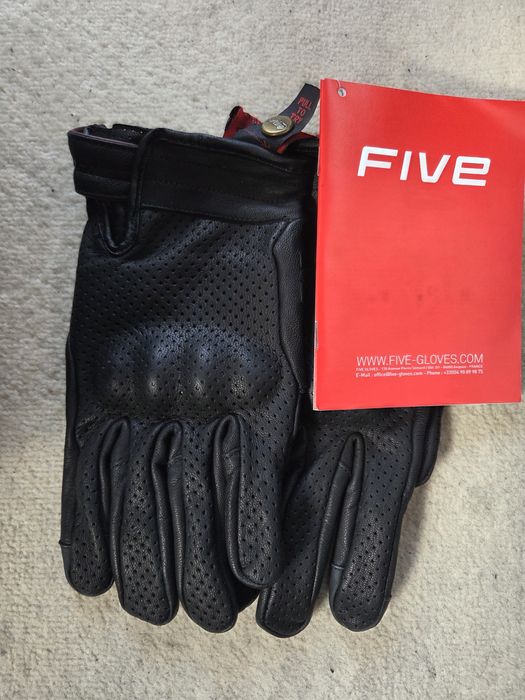 De vânzare mai multe detali la tel