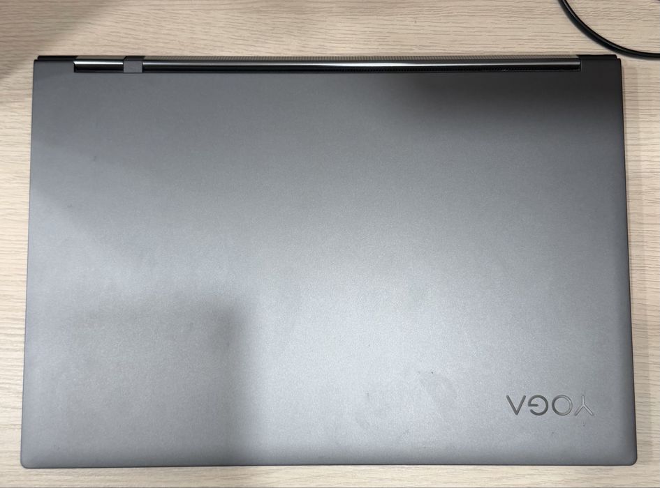 Ноутбук Lenovo yoga c930