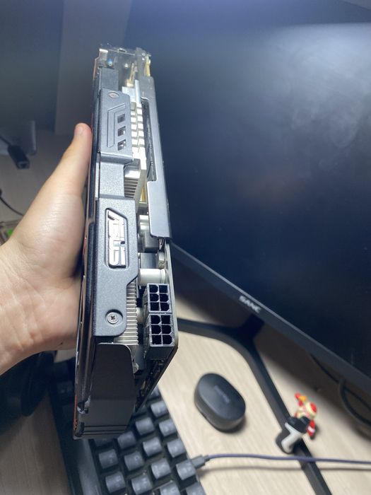 видеокарта Asus GTX 560TI
