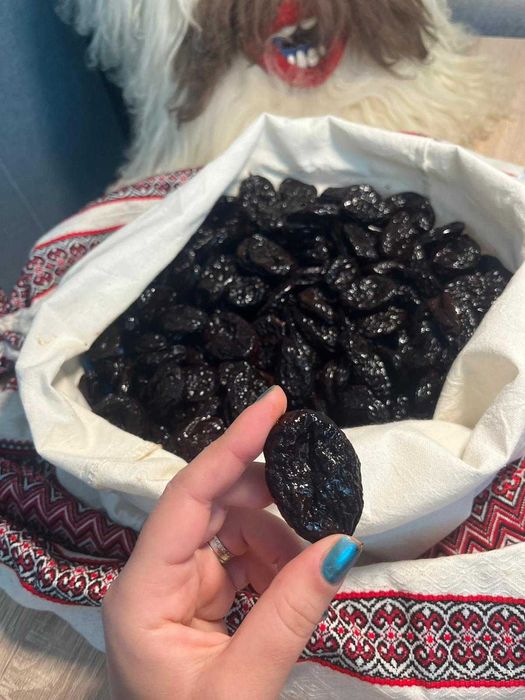Prune fara samburi uscate din Republica Moldova – vânzare EN-GROSS