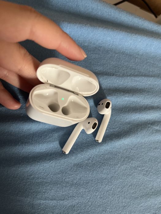Vând Casti airpods 2