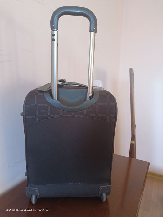 Чемодан ручная кладь