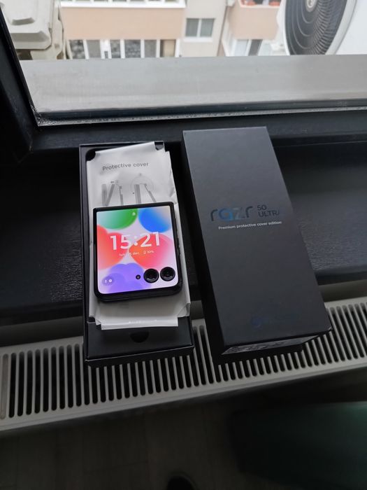 Motorola RAZR 50 ULTRA 512 GB 12 GB Ram