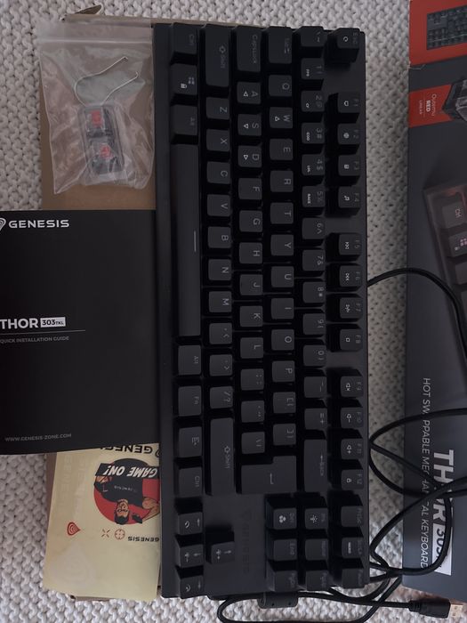 Клавиатура Genesis