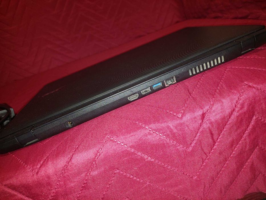 Лаптоп Acer Aspire ES 17
