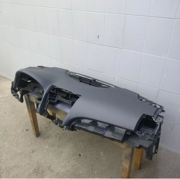 Продам панель торпедо от Камри 45-45