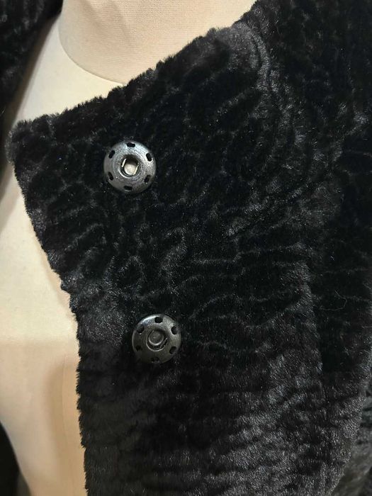 Пальто из искусственного меха | Пальто мех типа каракуль р 44-46 / М
