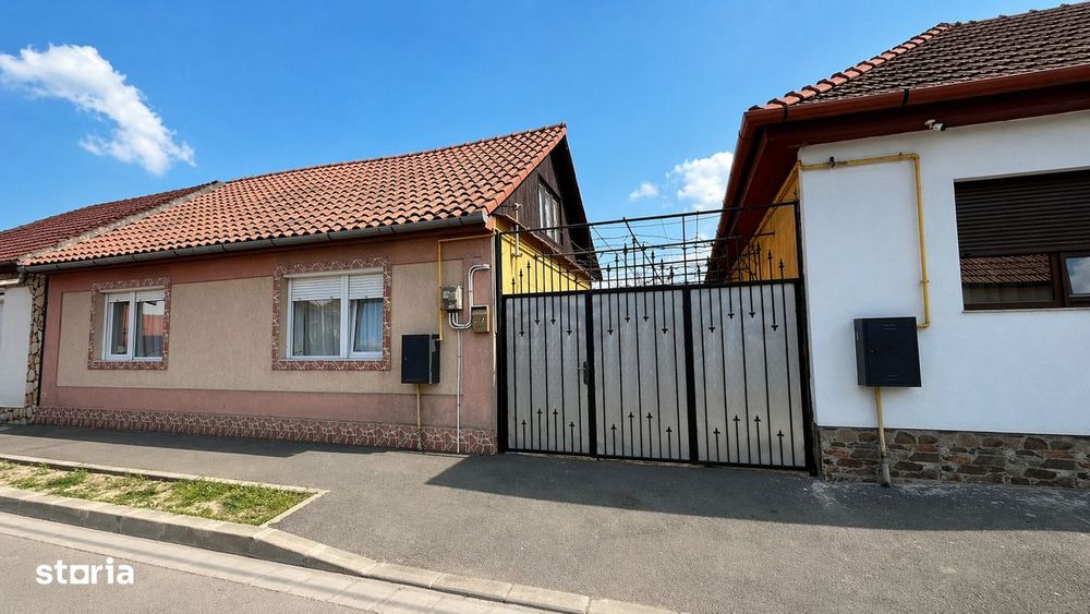 Casa cu 3 camere de vanzare Oradea, zona Dragos Voda Gaminvest, V4564B