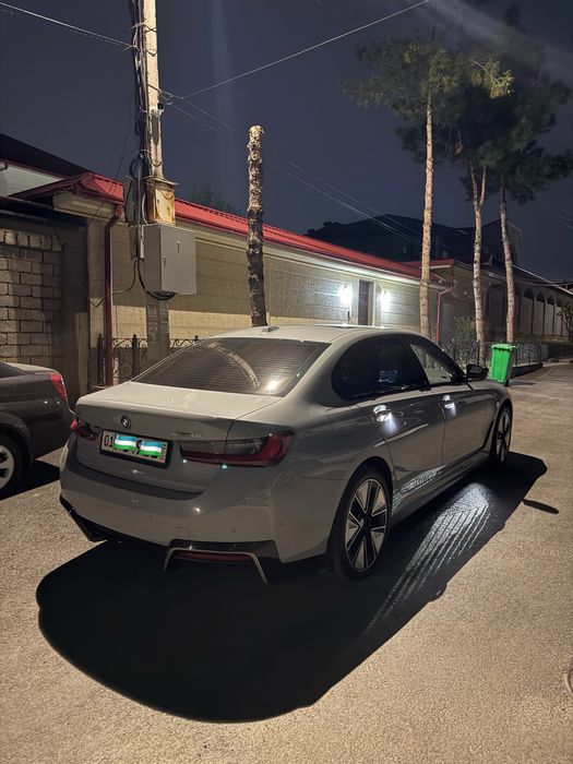 Bmw i3 40L night sport 2025