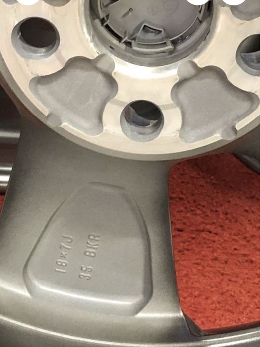 18 цола Нови  5х114.3 Toyota RaV 4 Corola Cross C-HR Lexus Оригинални