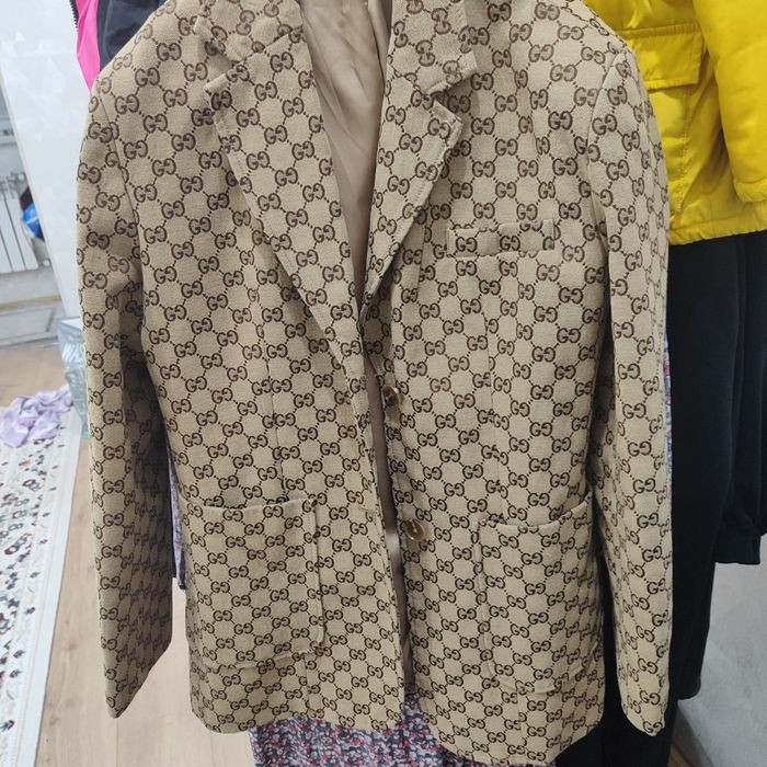 Костюм сатыладыыыыы