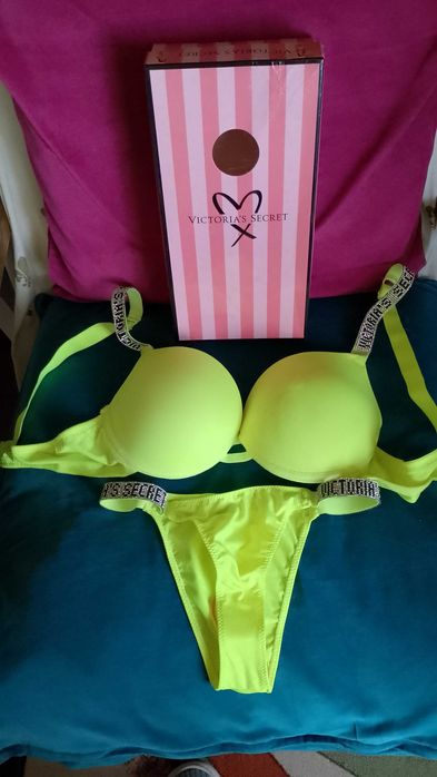 Дамско бельо сутиени