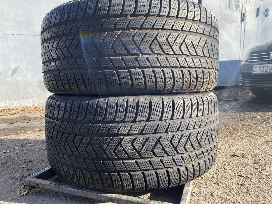 Шины 295/35/21 пара бу пирелли