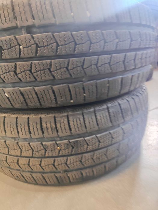 2бр.зимни гуми 235/65/16C Nexen