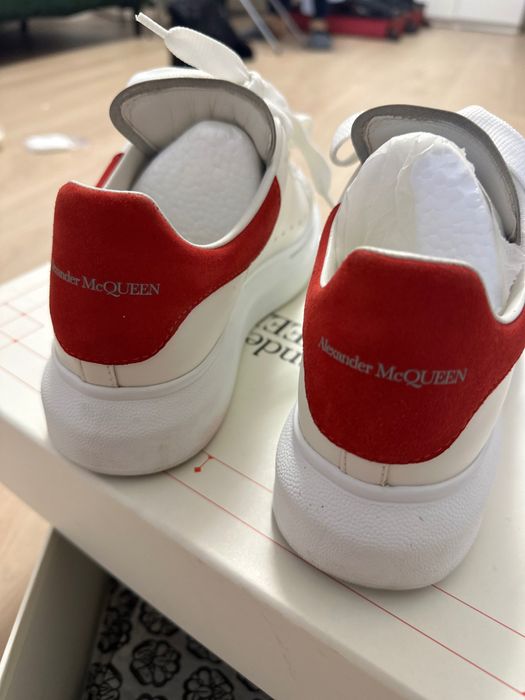 Snickersi Dama Alexander McQueen