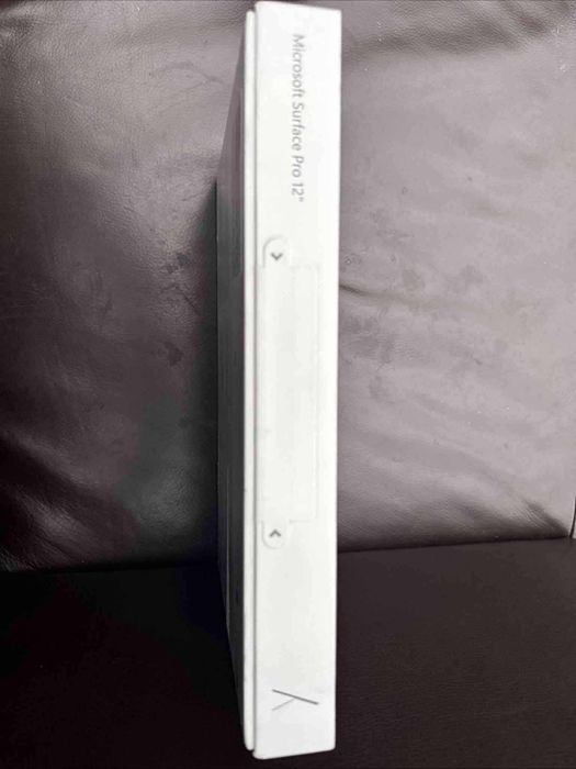 Ocazie Laptop Microsoft Surface Pro Copilot+12”, 16 GB RAM