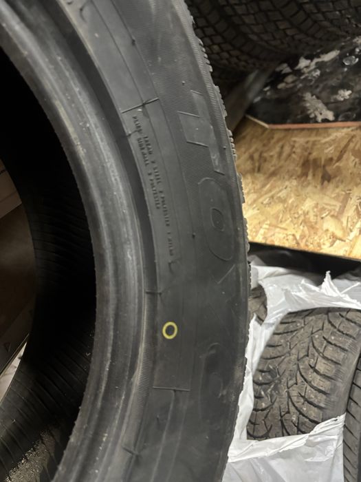 Продам комплект резины