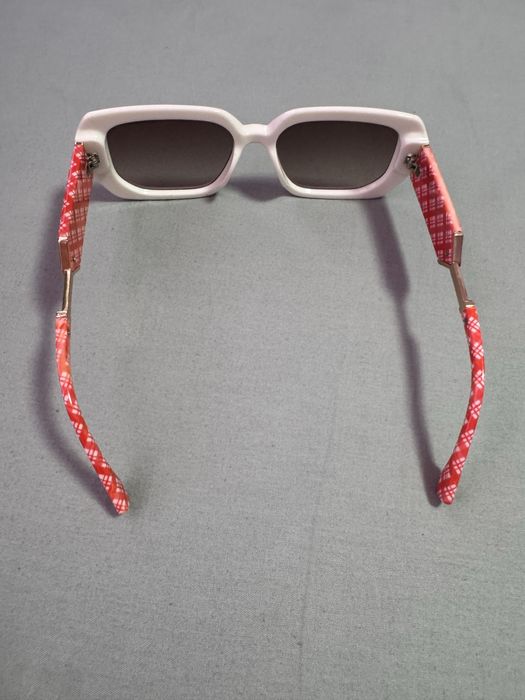 Слънчеви очила burberry