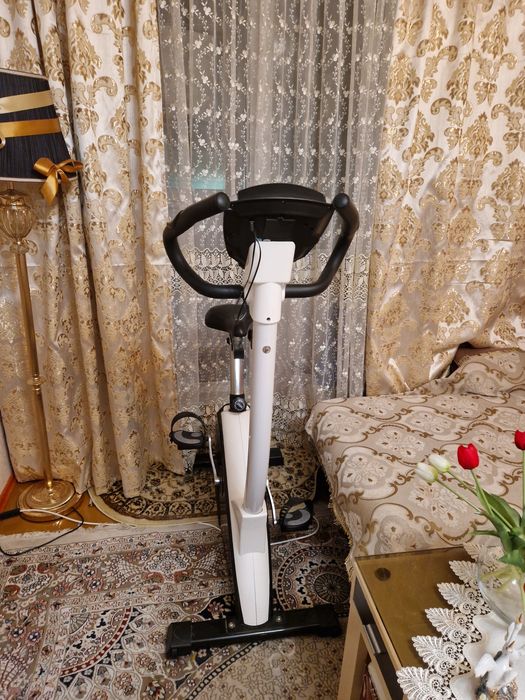 Велотренажёр спортивный