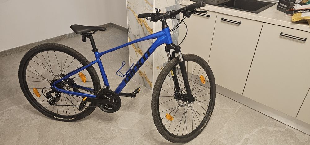 BICICLETA Giant Roam 4