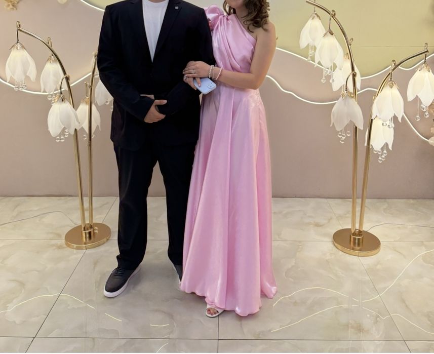 Продам ПЛАТЬЕ вечернее! Нарядное!