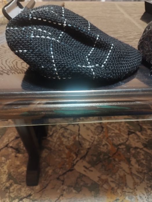 Зимни шапки дамска и мъжка