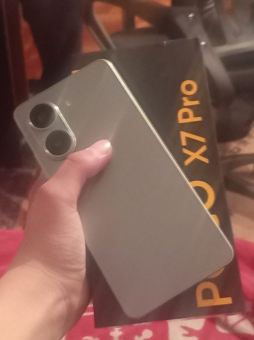 Обменяю поко х7про идеале