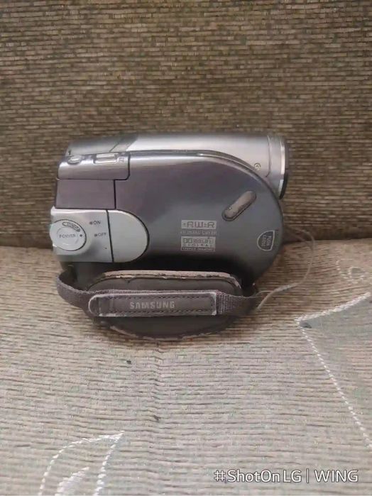 SAMSUNG  Digital Cam RW+R 26xOptical Zoom