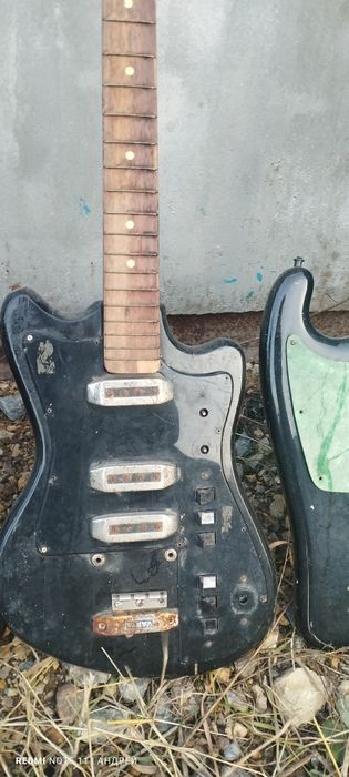 Продам корпуса электрагитар