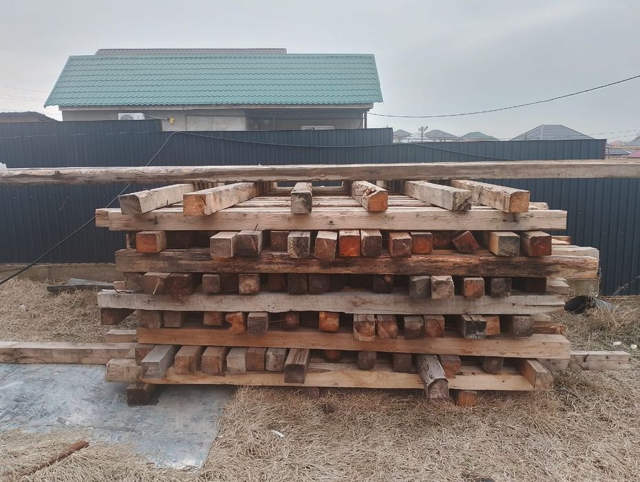 Продам брус 100*100