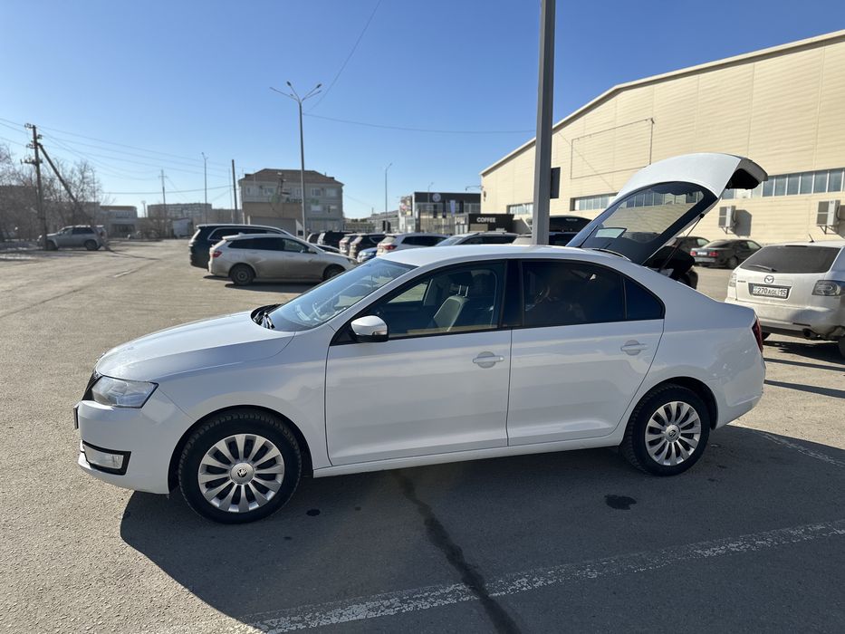 Skoda rapid 2019гв срочно!