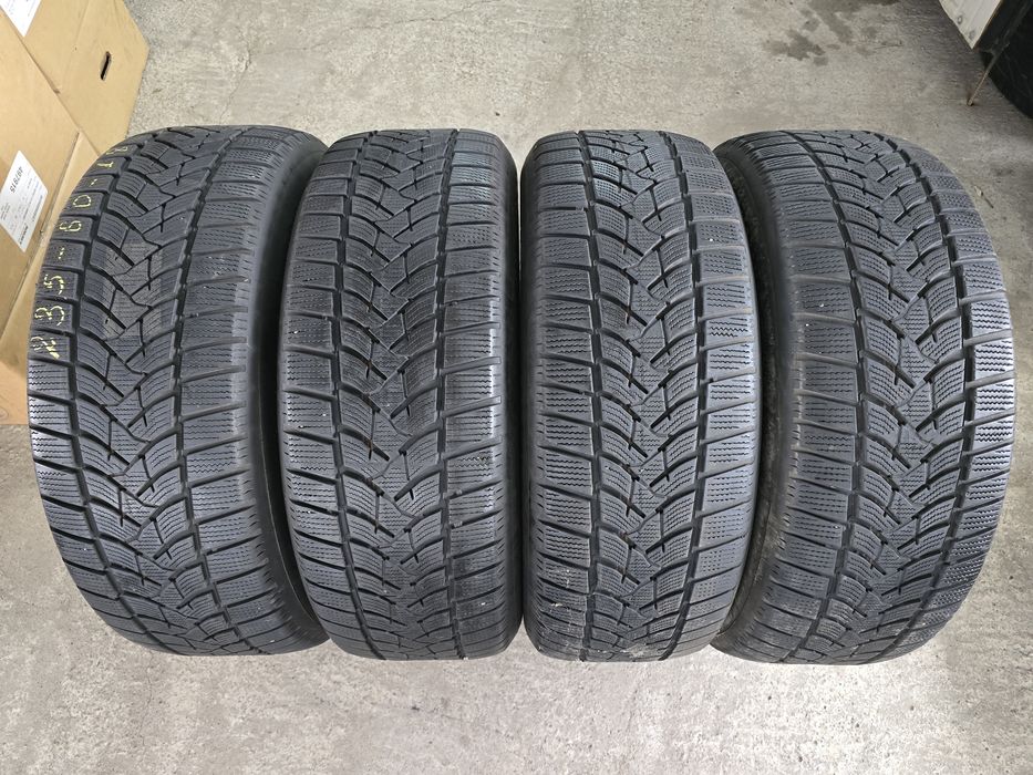 4 Броя 235/60/18 Dunlop 2x5,8mm 2x5mm