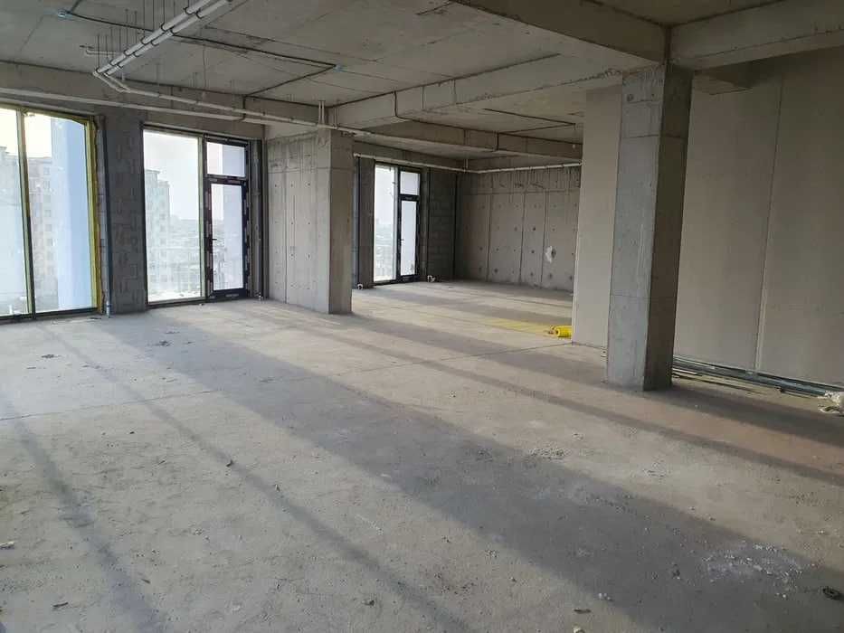 Сдаётся в Аренда 7 Этажны Здание 3149 м² Алмазар 1 Линия Ор,Chef Кафе