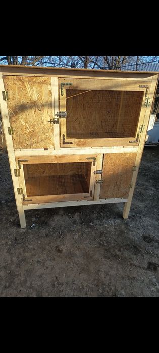 Vând cuști pentru iepuri
