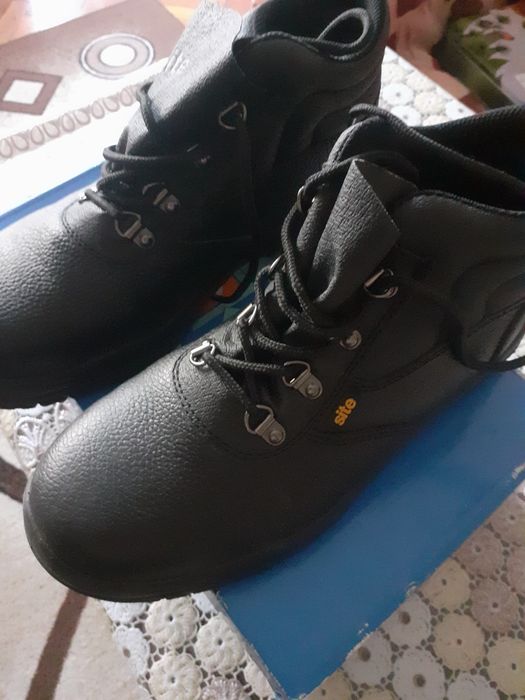 Работни  обувки с бомбе