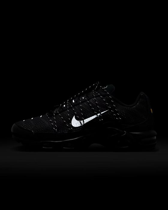 Nike TN Air Max Plus Utility Triple Black Reflective