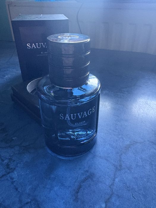 Dior sauvage elixir 60ml-original-aproape nou