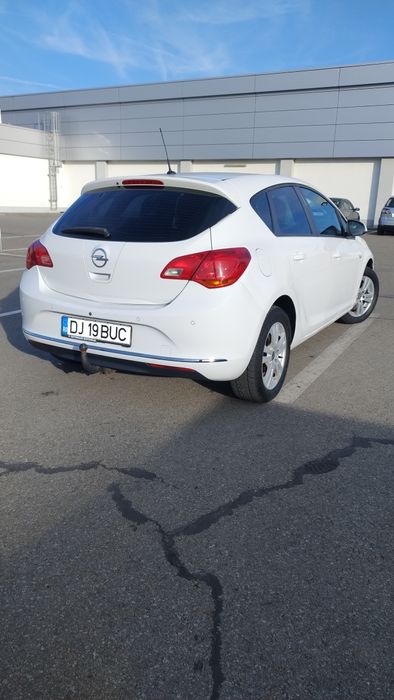 OPEL Astra 2012 — imagine 3