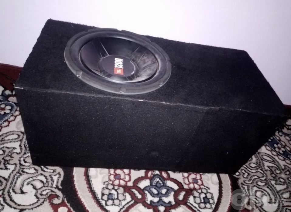 Jbl bufer yashigi bilan