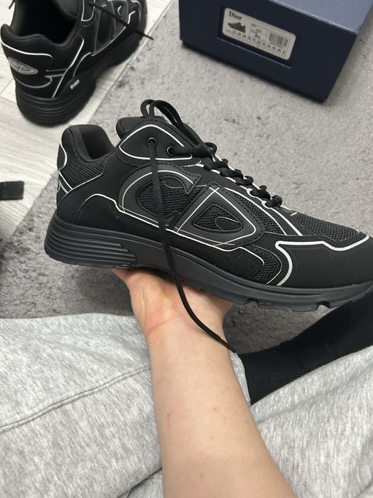 Dior b30 culoare negru