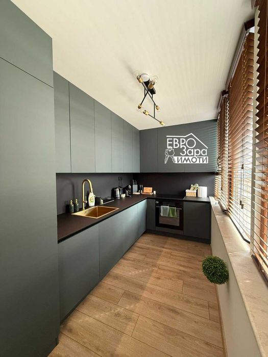 Просторен тристаен апартамент за наем в ТОП ЦЕНТЪР